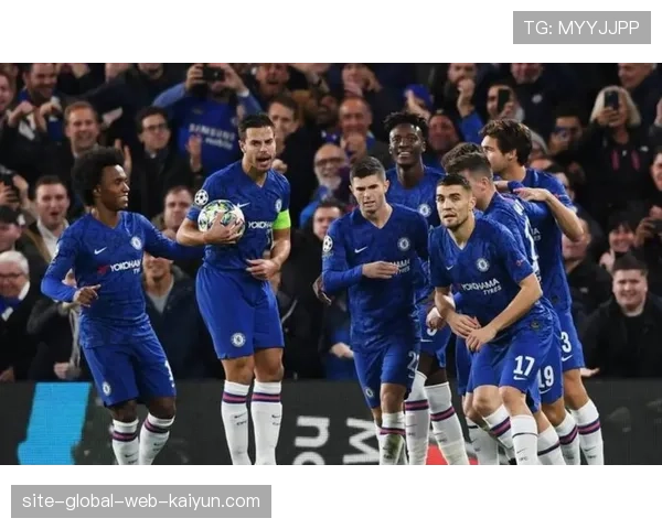 切尔西边后卫内收战术创造人数优势 客场控制局面取胜